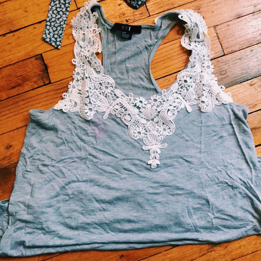 Cute forever 21 top